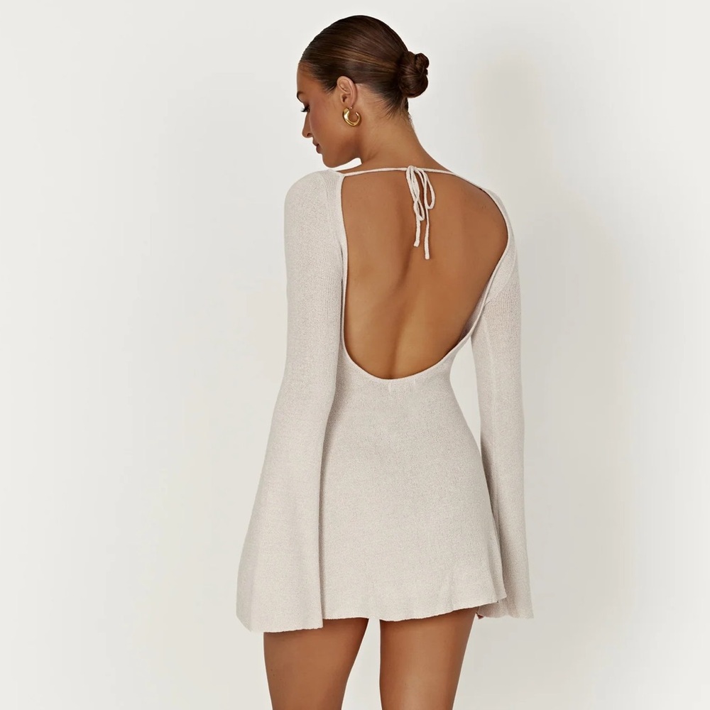 MESHKI Zahra long sleeve open back midi knit dress. - Picture 10 of 12